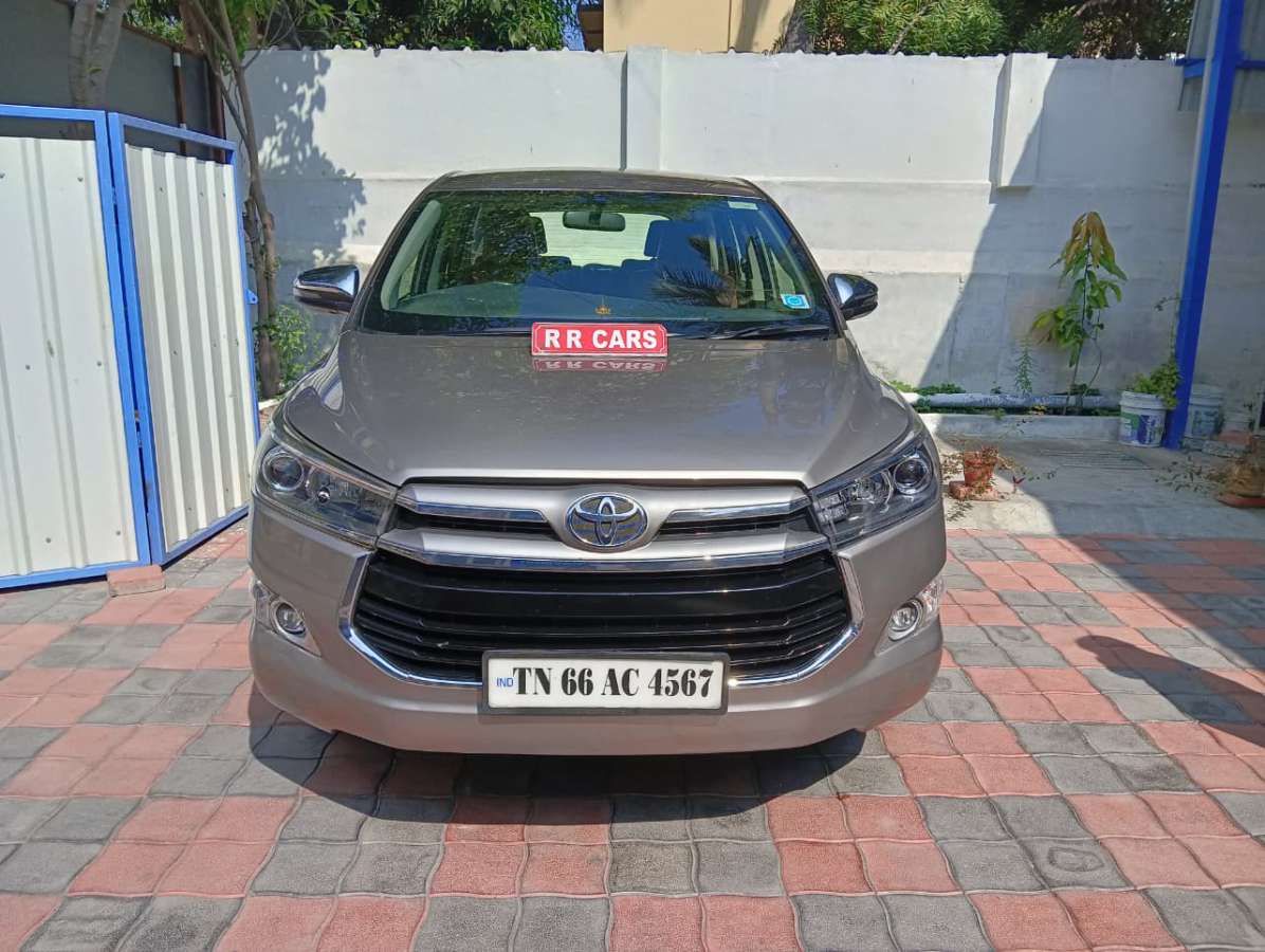 Toyota Innova Crysta 2.8 Z